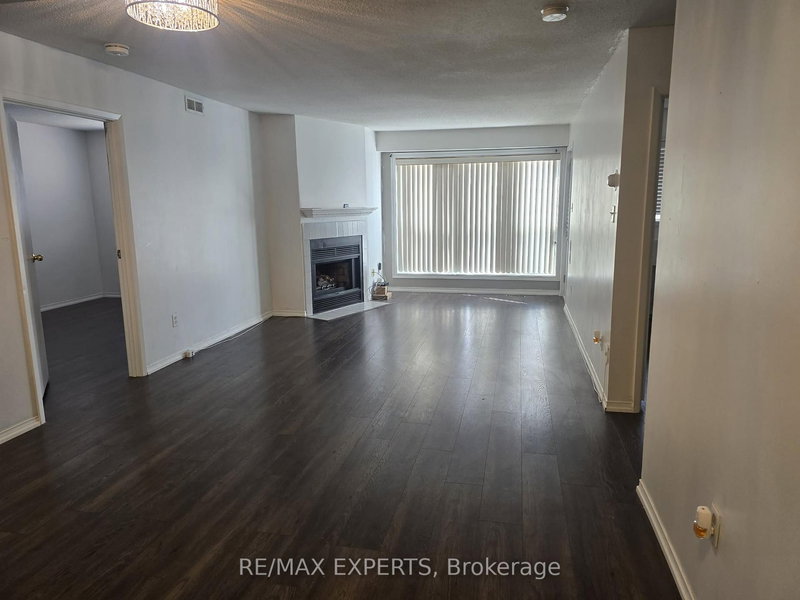 210 - 120 Bell Farm Rd, Barrie, L4M 6J2 | Image 3