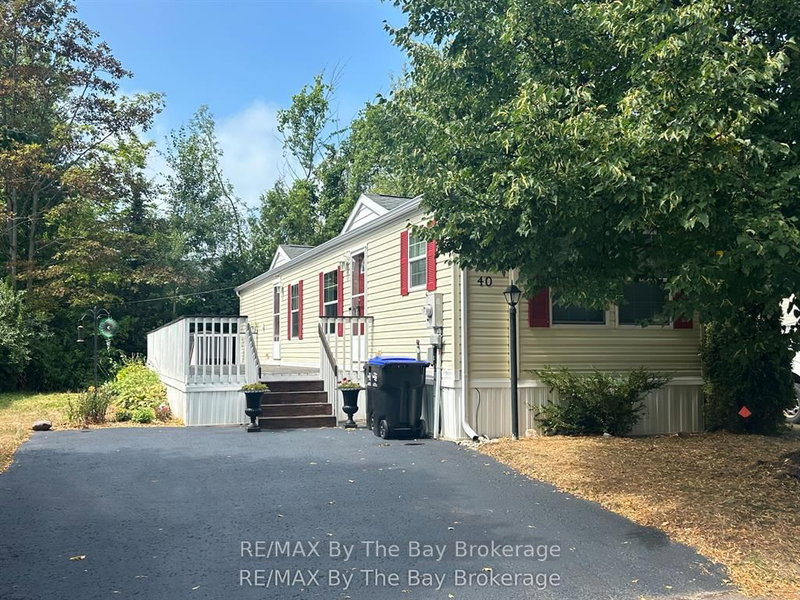 home for sale on 40 Georgian Glen Drive