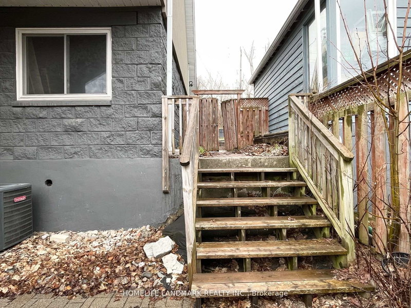 Lower - 119 Blake St, Barrie, L4M 1K2 | Image 2