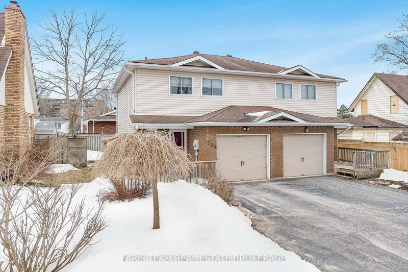 534 Wellington St, Midland, L4R 4W6 | Image 3