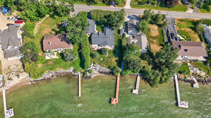 7 Lakeshore Rd E, Oro-Medonte, L0L 2E0 | Image 2
