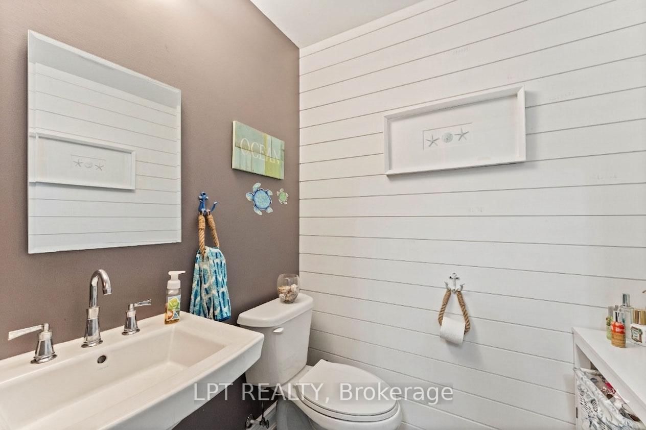 Detached House for sale at 82 Nathan Crescent, Barrie, Ontario, L4N 0S4 - Painswick South - MLS: S12963650