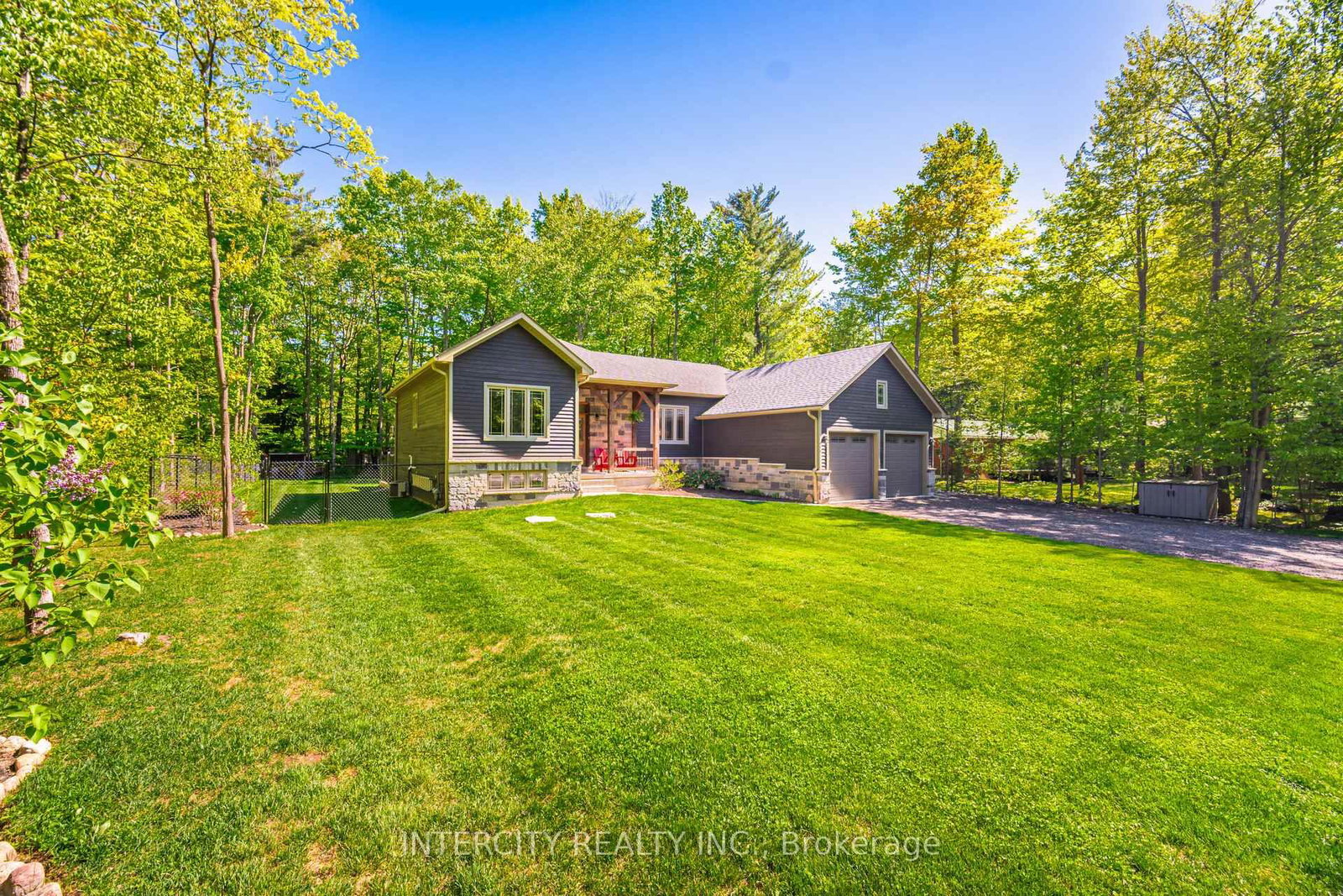 41 Tall Pines Drive • Tiny, ON photo 5