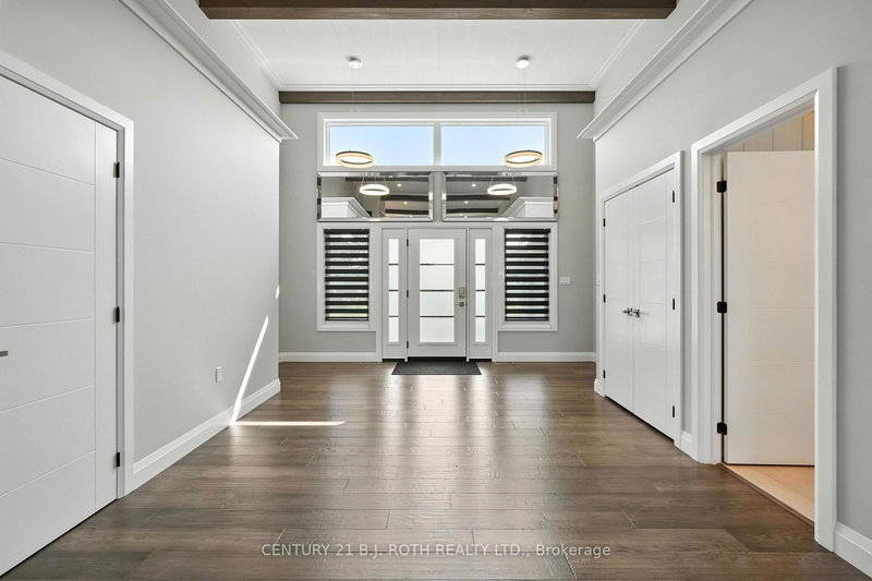 3510 Brennan Line W, Severn, L3V 0W3 | Image 2