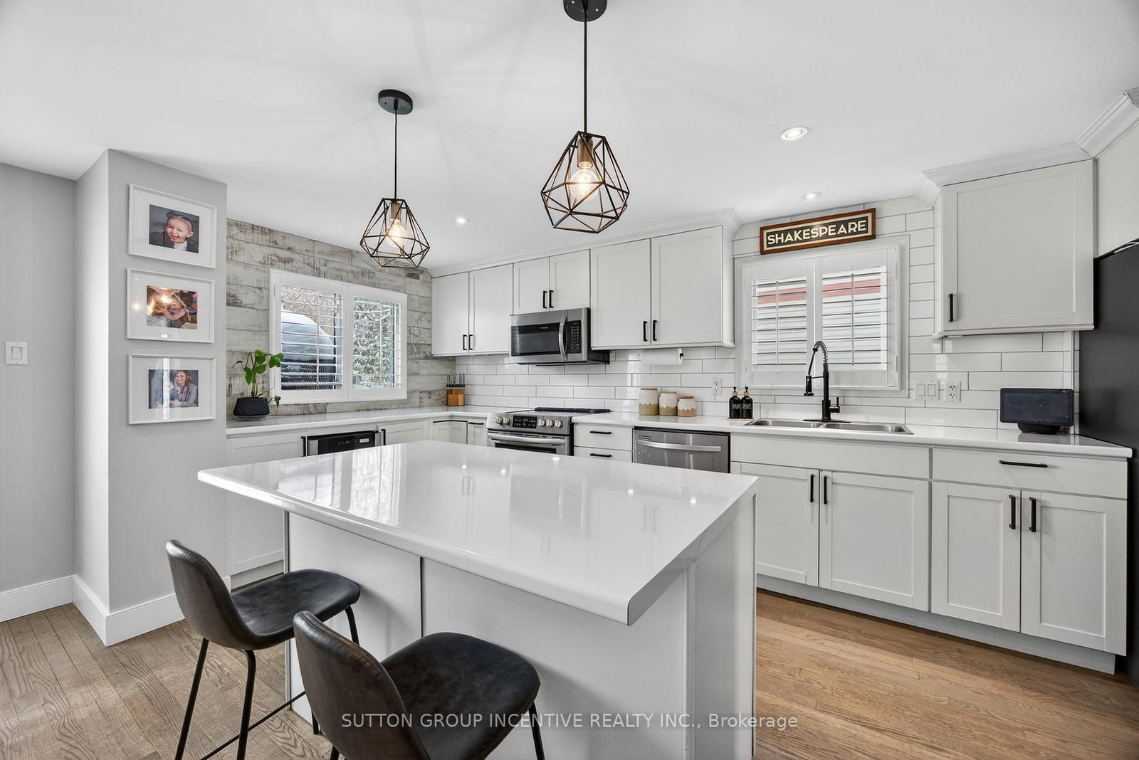 Detached House for sale at 56 Shakespeare Crescent, Barrie, Ontario, L4N 6C1 - Letitia Heights - MLS: S12964596