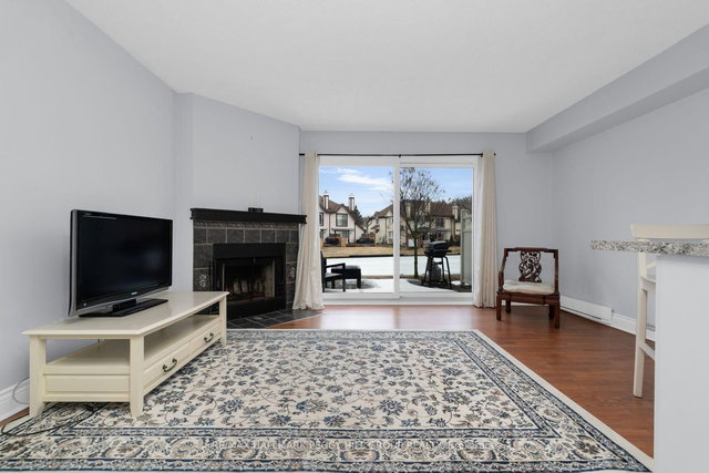 4 - 11 Laguna Parkway