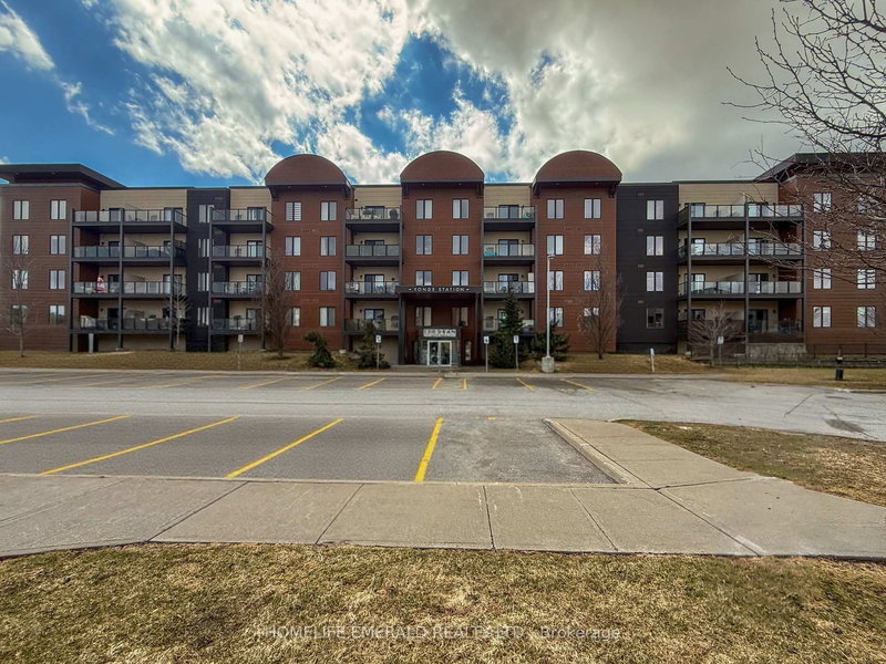 home for sale on 413-100 Dean Avenue
