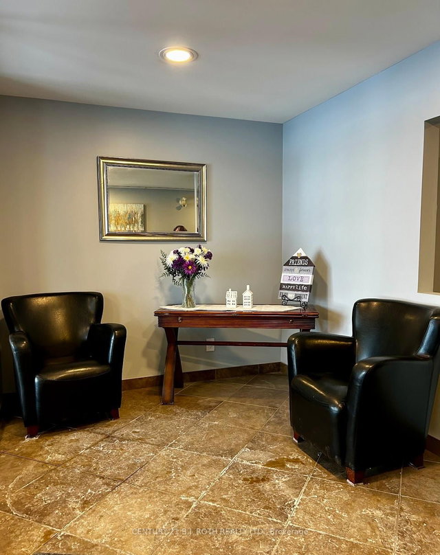 203 - 500 Mapleview Drive W