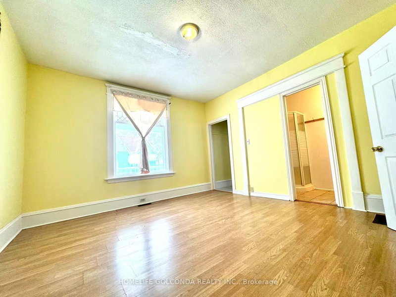 109 Elgin St, Orillia, Ontario