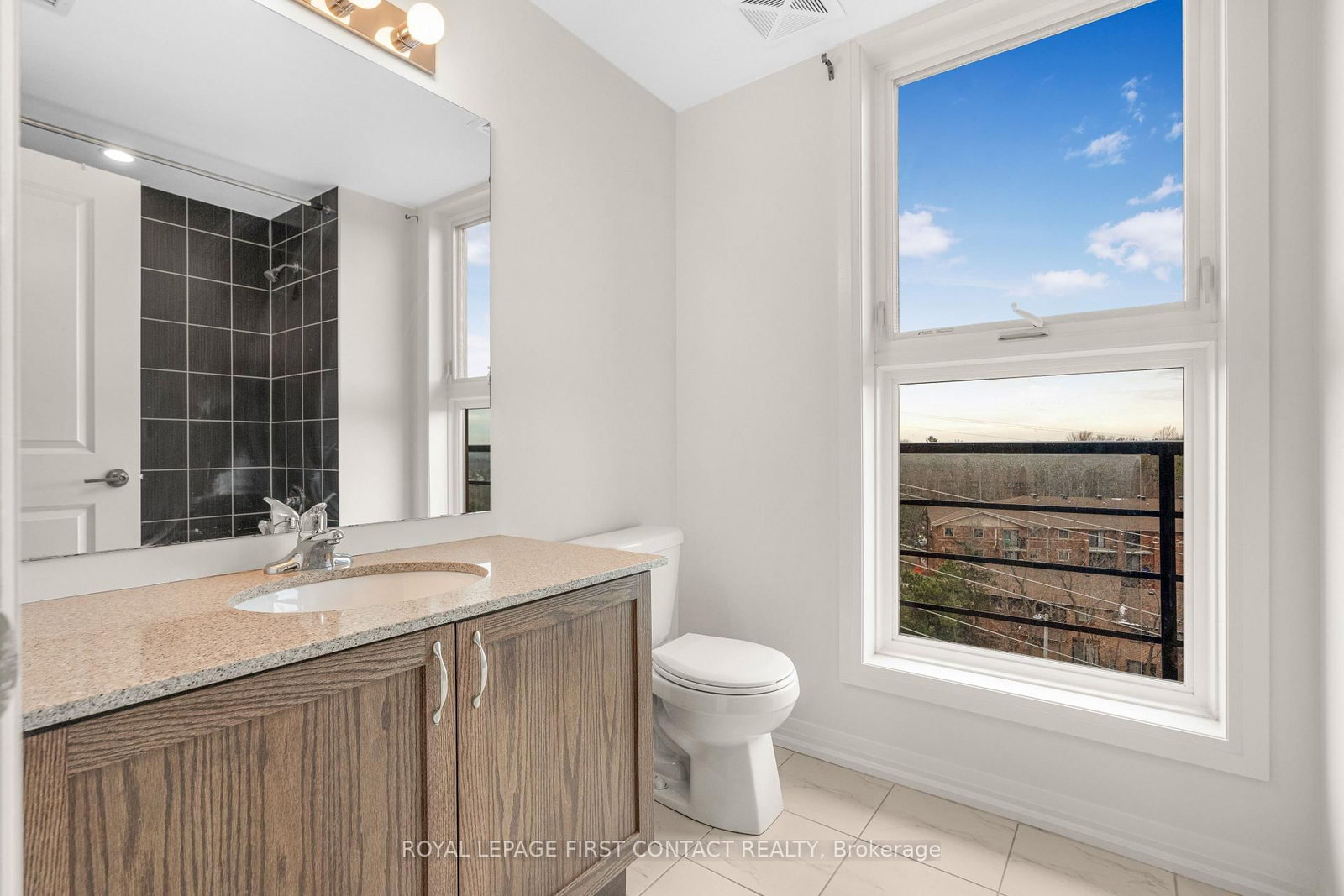 Condo for sale at 601-300 Essa Road, Barrie, Ontario, L9J 0B9 - 400 West - MLS: S12967000