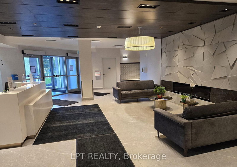 218 - 58 Lakeside Terr, Barrie, L4M 0L5 | Image 2