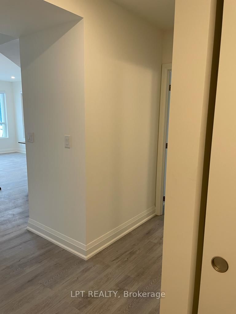 58 Lakeside Terr, Unit 218 - Photo 5