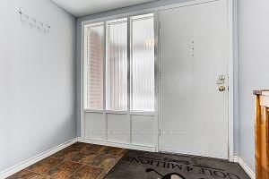 Detached House for sale at 143 Springdale Drive, Barrie, Ontario, L4M 4Y1 - Cundles East - MLS: S12969060