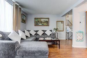 Detached House for sale at 143 Springdale Drive, Barrie, Ontario, L4M 4Y1 - Cundles East - MLS: S12969060