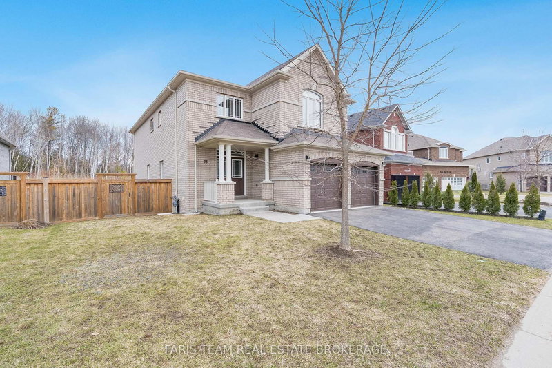 33 Pearl St, Wasaga Beach, L9Z 0G9 | Image 3