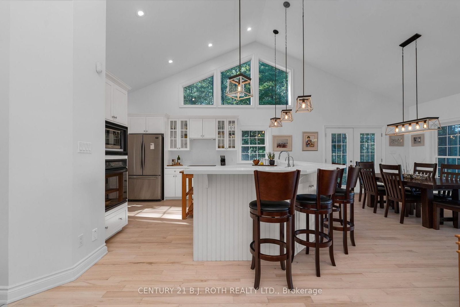 Detached House for sale at 2710 Portage Trail, Springwater, Ontario, L9X 0J3 - Rural Springwater - MLS: S12969506