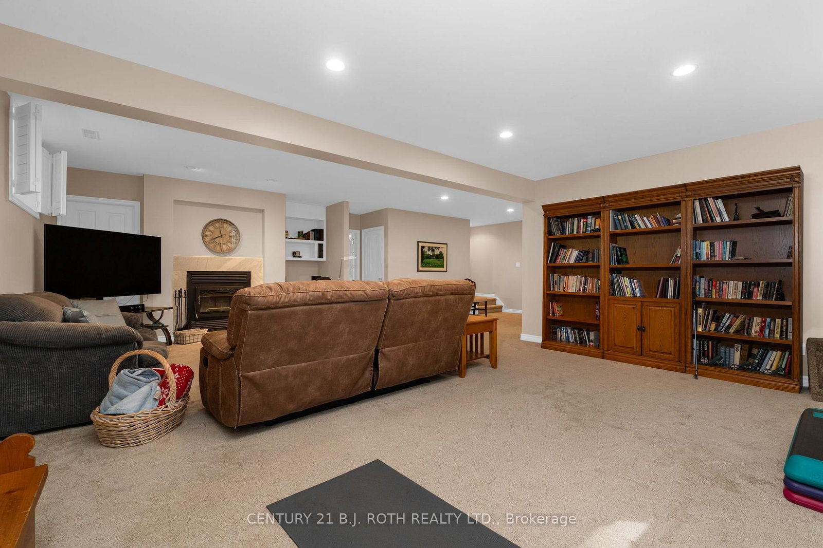 Detached House for sale at 2710 Portage Trail, Springwater, Ontario, L9X 0J3 - Rural Springwater - MLS: S12969506