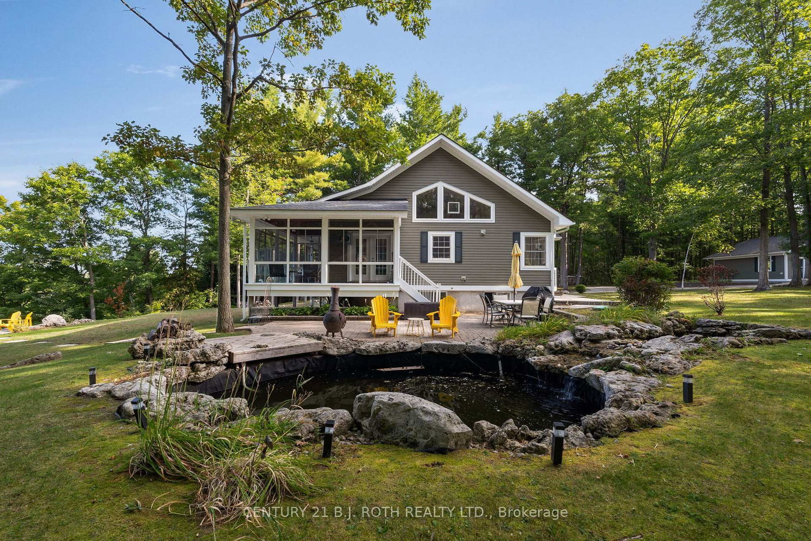 Detached House for sale at 2710 Portage Trail, Springwater, Ontario, L9X 0J3 - Rural Springwater - MLS: S12969506