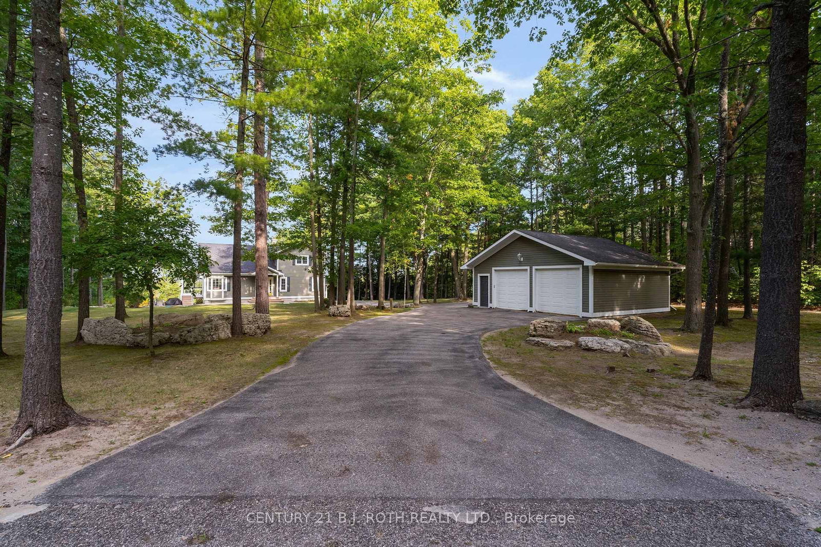 Detached House for sale at 2710 Portage Trail, Springwater, Ontario, L9X 0J3 - Rural Springwater - MLS: S12969506