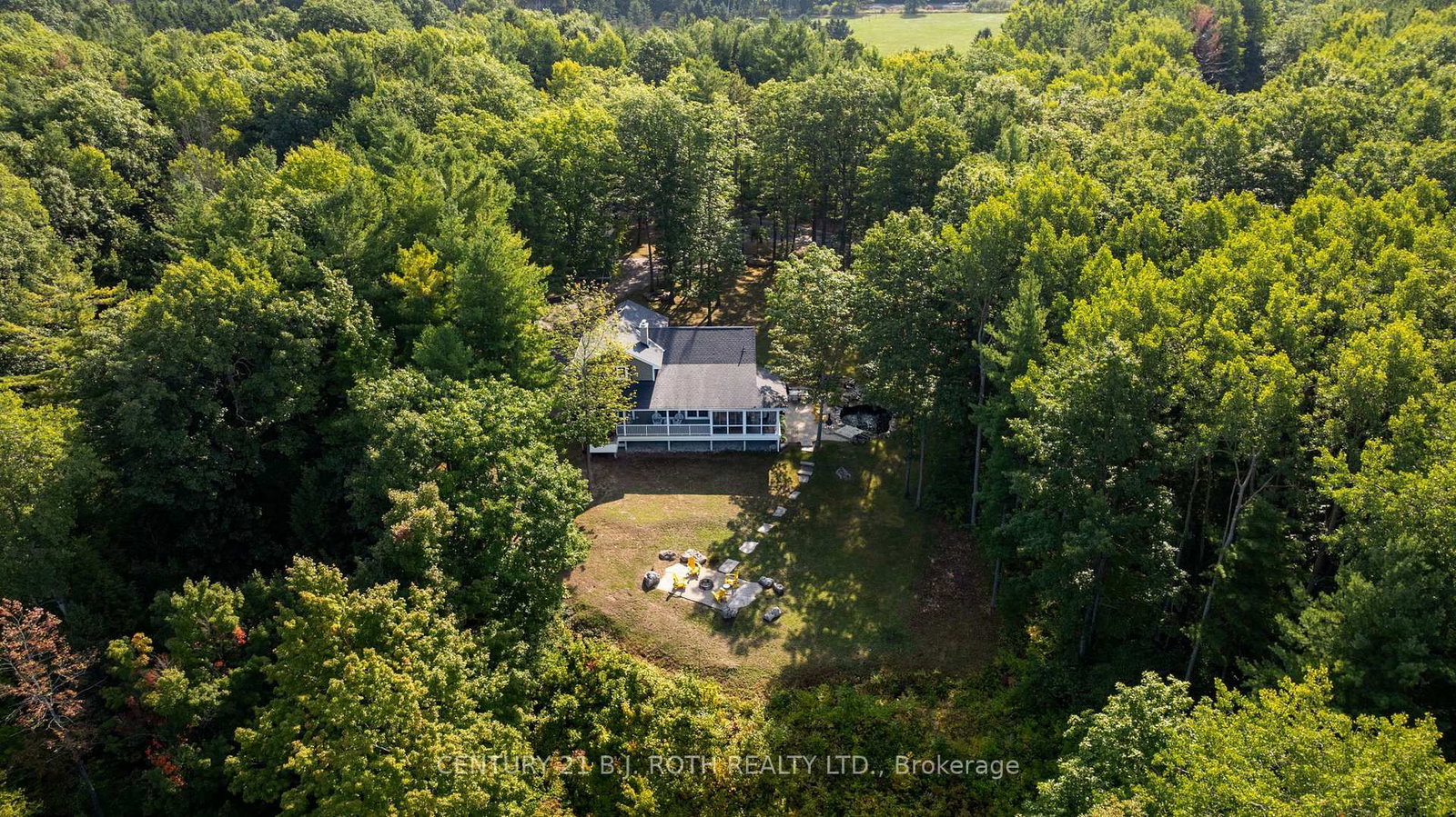 Detached House for sale at 2710 Portage Trail, Springwater, Ontario, L9X 0J3 - Rural Springwater - MLS: S12969506