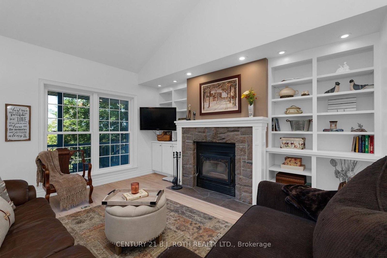 Detached House for sale at 2710 Portage Trail, Springwater, Ontario, L9X 0J3 - Rural Springwater - MLS: S12969506