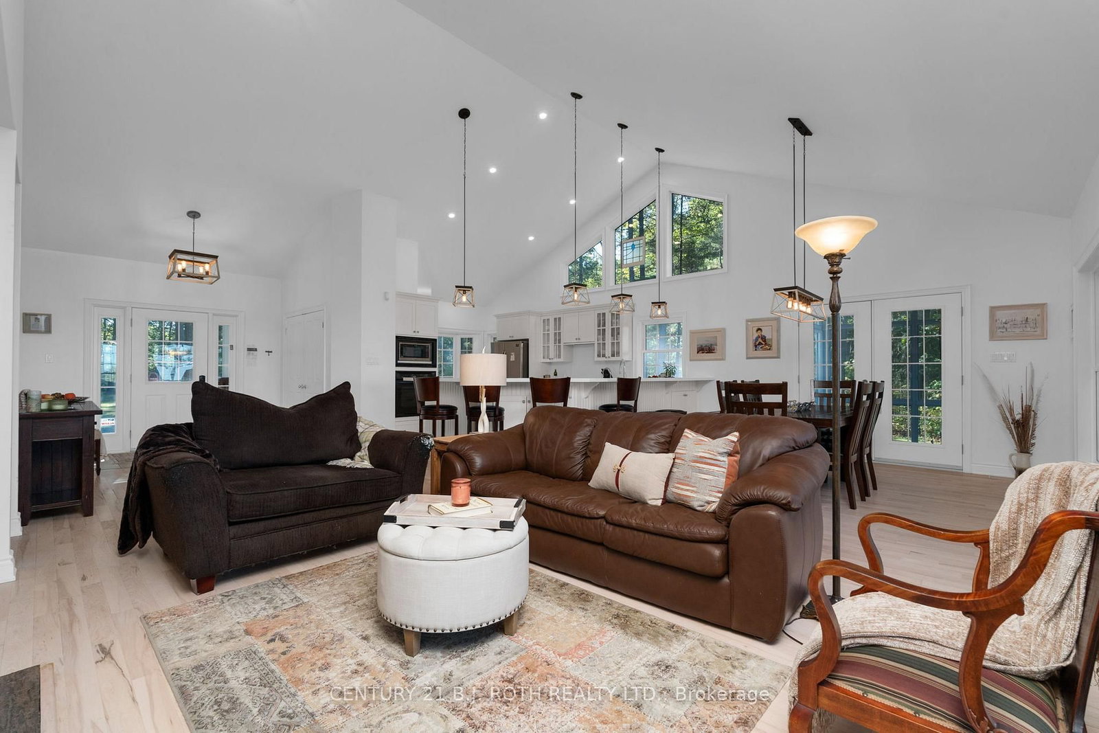 Detached House for sale at 2710 Portage Trail, Springwater, Ontario, L9X 0J3 - Rural Springwater - MLS: S12969506