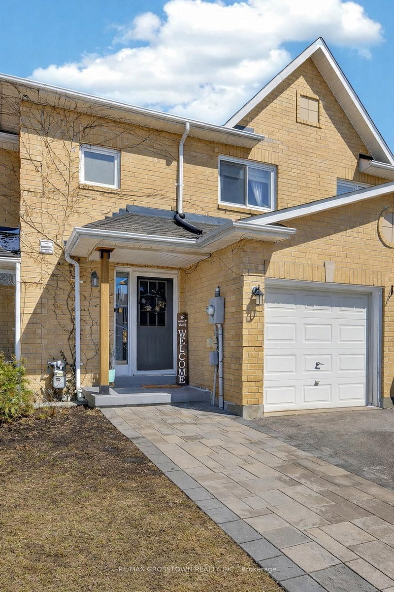 47 Lyfytt Cres, Barrie, L4N 7X5 | Image 3