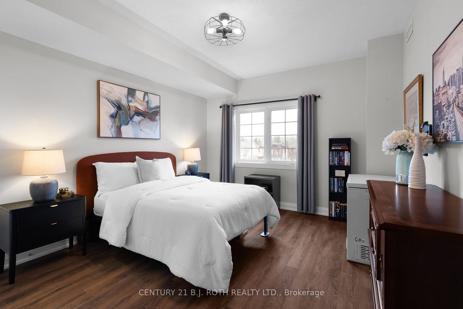 Condo for sale at 207-5 Greenwich Street, Barrie, Ontario, L4N 7Y8 - Ardagh - MLS: S12969996