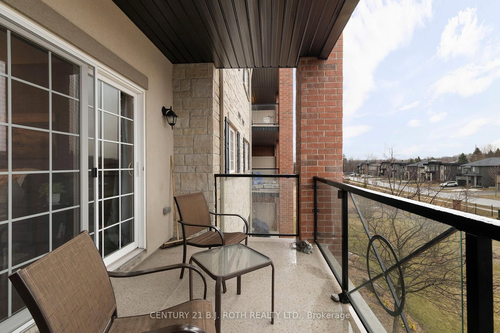 Condo for sale at 207-5 Greenwich Street, Barrie, Ontario, L4N 7Y8 - Ardagh - MLS: S12969996