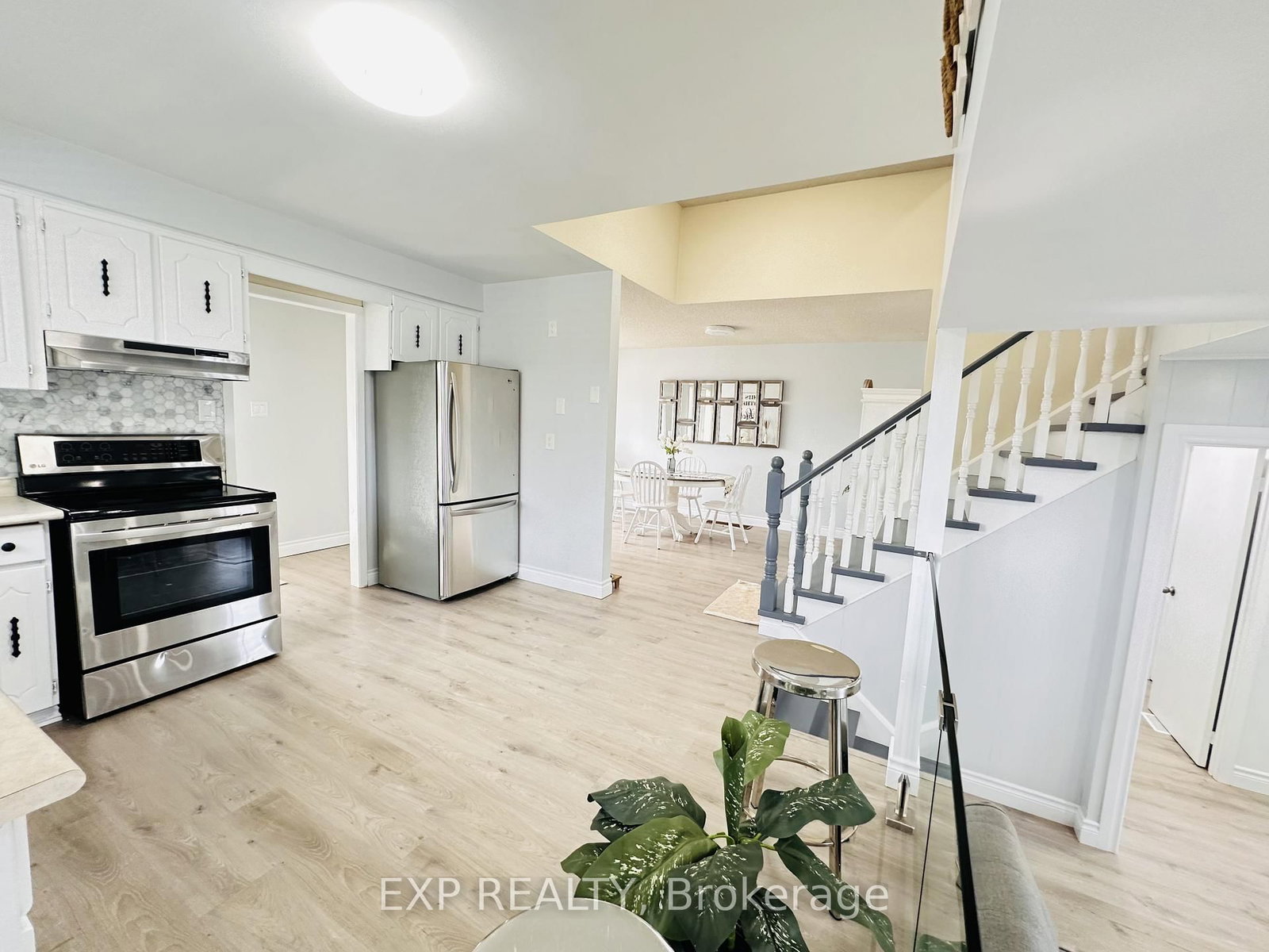 Detached House for sale at 25 Turtle Path, Ramara, Ontario, L0K 1B0 - Rural Ramara - MLS: S12970944