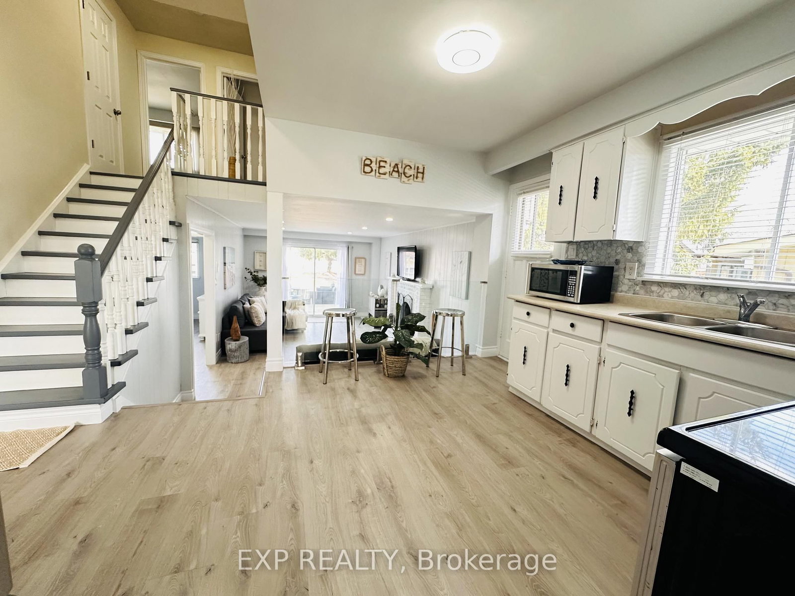 Detached House for sale at 25 Turtle Path, Ramara, Ontario, L0K 1B0 - Rural Ramara - MLS: S12970944