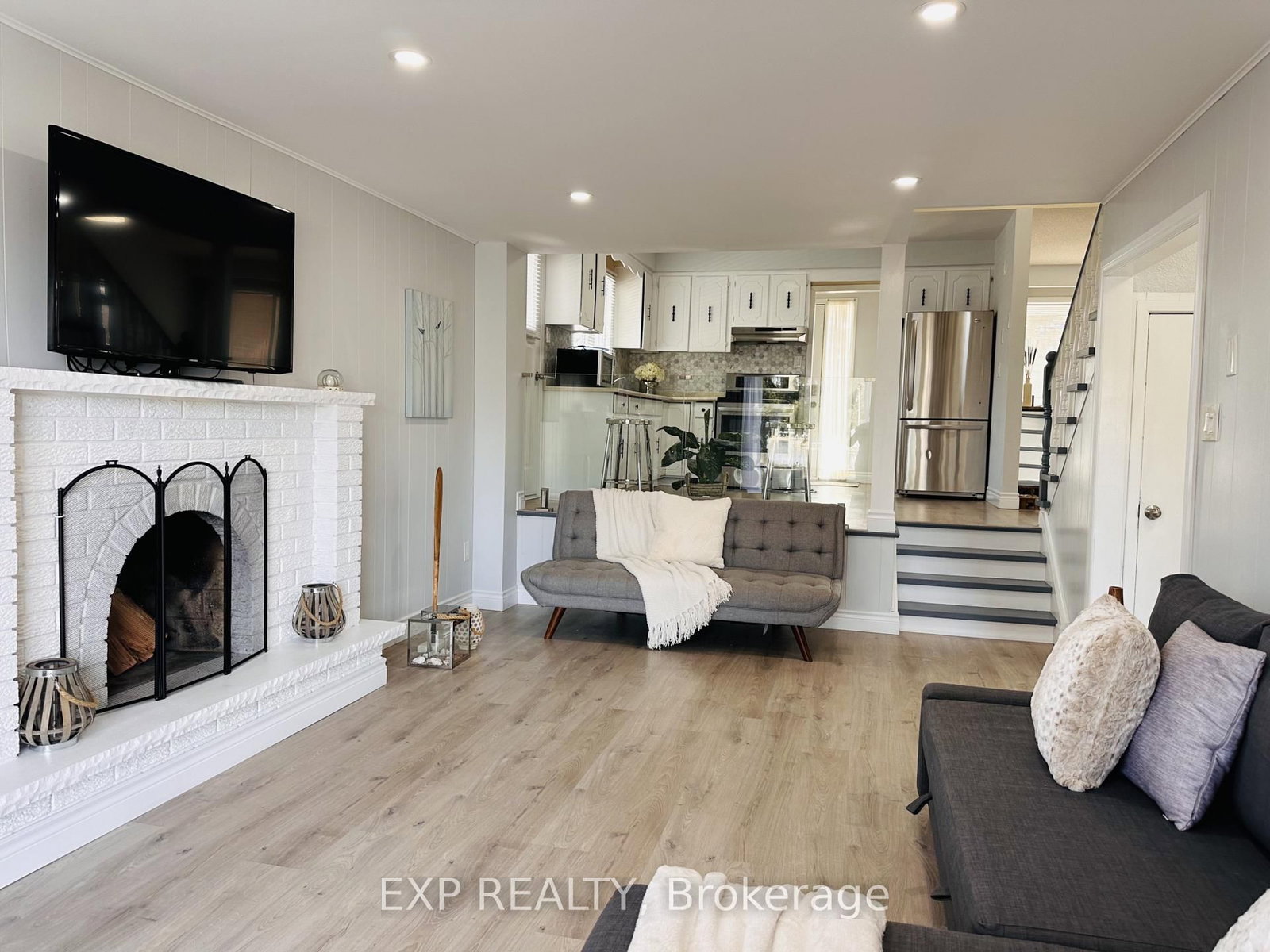 Detached House for sale at 25 Turtle Path, Ramara, Ontario, L0K 1B0 - Rural Ramara - MLS: S12970944