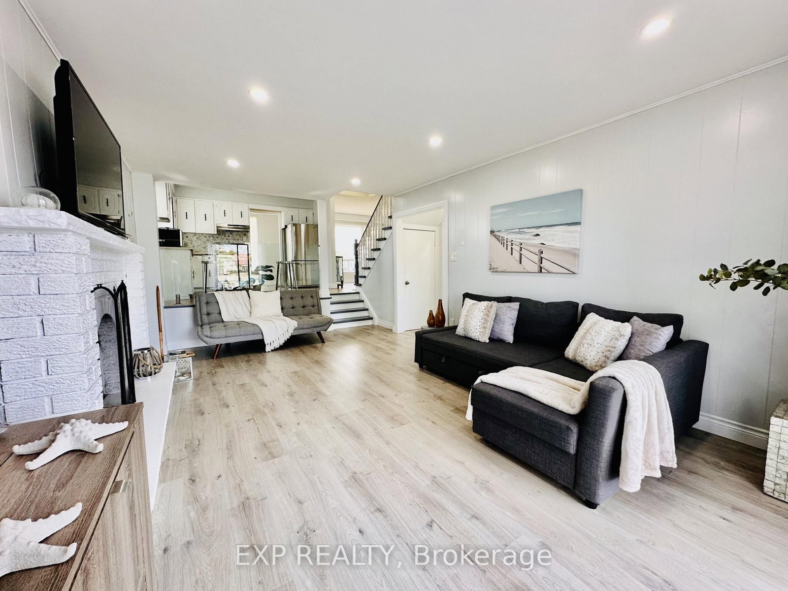 Detached House for sale at 25 Turtle Path, Ramara, Ontario, L0K 1B0 - Rural Ramara - MLS: S12970944