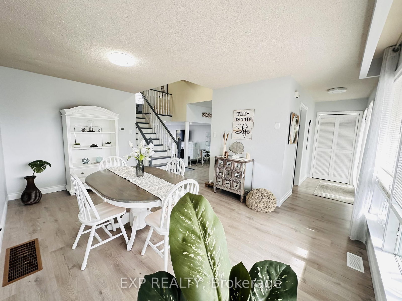 Detached House for sale at 25 Turtle Path, Ramara, Ontario, L0K 1B0 - Rural Ramara - MLS: S12970944