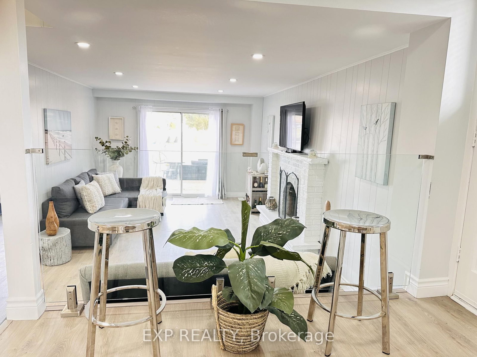 Detached House for sale at 25 Turtle Path, Ramara, Ontario, L0K 1B0 - Rural Ramara - MLS: S12970944