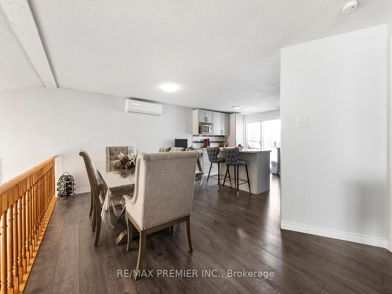 Detached House for sale at 203 Burns Circle, Barrie, Ontario, L4N 6A5 - Northwest - MLS: S12971138