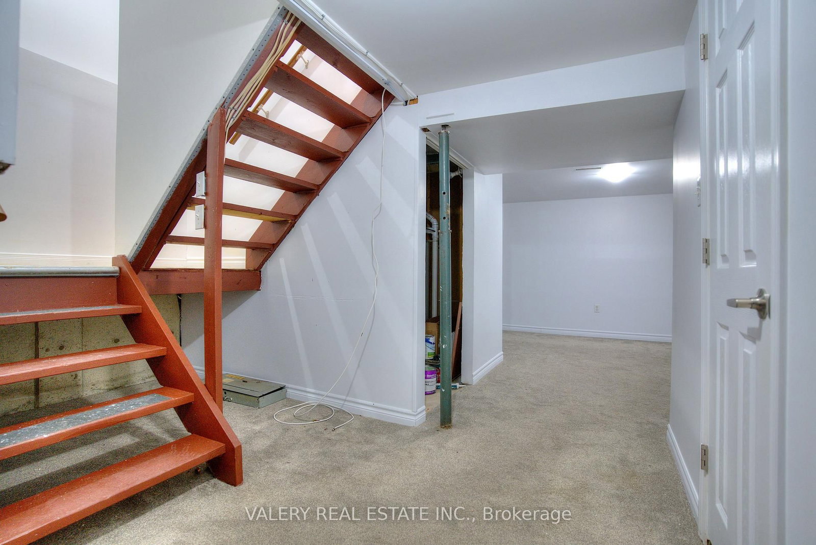 Townhouse for sale at 24 Lampman Ln Lane, Barrie, Ontario, L4N 5B1 - Letitia Heights - MLS: S12971198