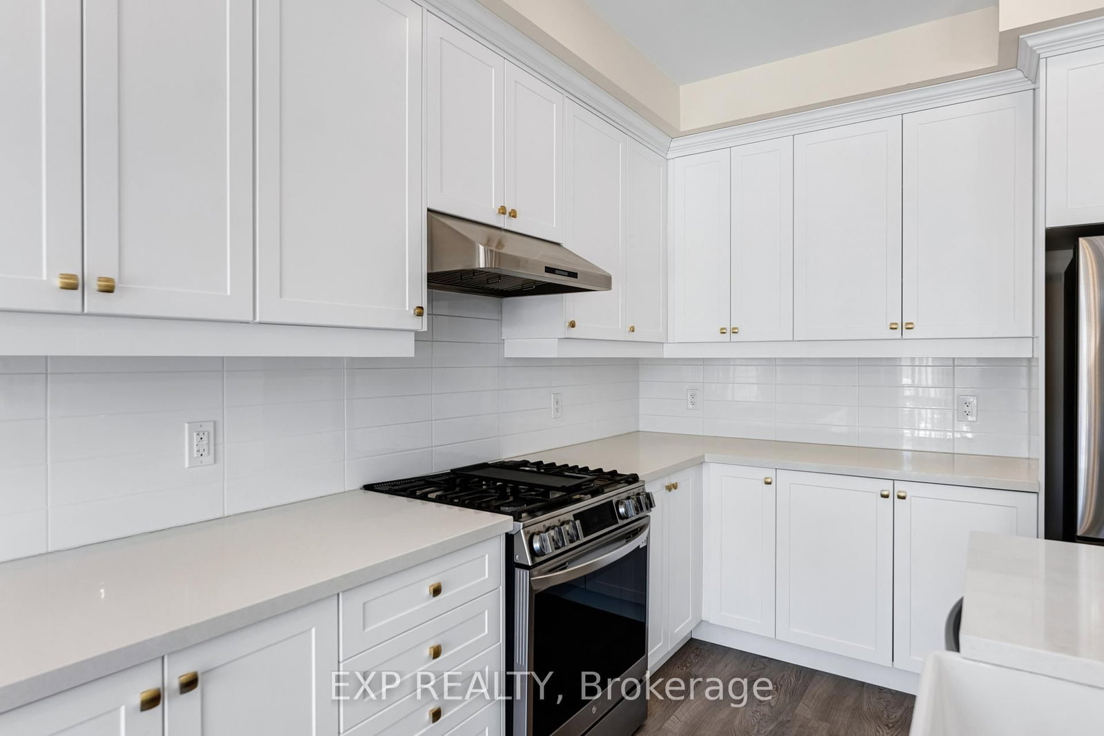 Detached House for sale at 20 Daffodil Road, Springwater, Ontario, L0L 1Y3 - Midhurst - MLS: S12972130