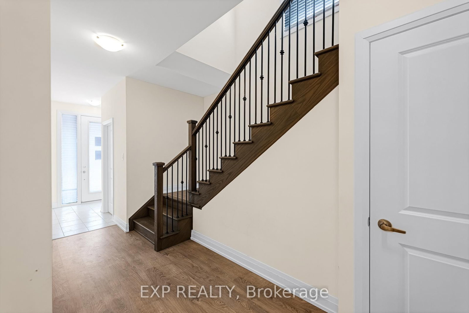 Detached House for sale at 20 Daffodil Road, Springwater, Ontario, L0L 1Y3 - Midhurst - MLS: S12972130