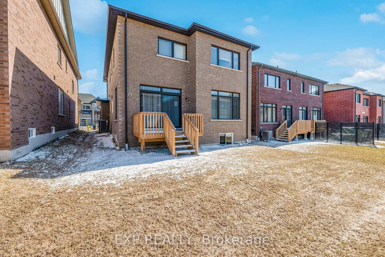 Detached House for sale at 20 Daffodil Road, Springwater, Ontario, L0L 1Y3 - Midhurst - MLS: S12972130