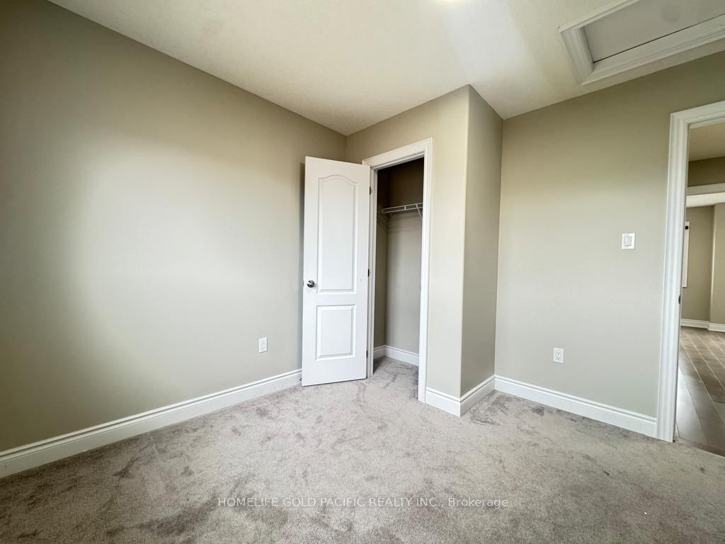 Detached House for sale at 86 Nathan Crescent, Barrie, Ontario, L4N 0S2 - Painswick South - MLS: S12972588