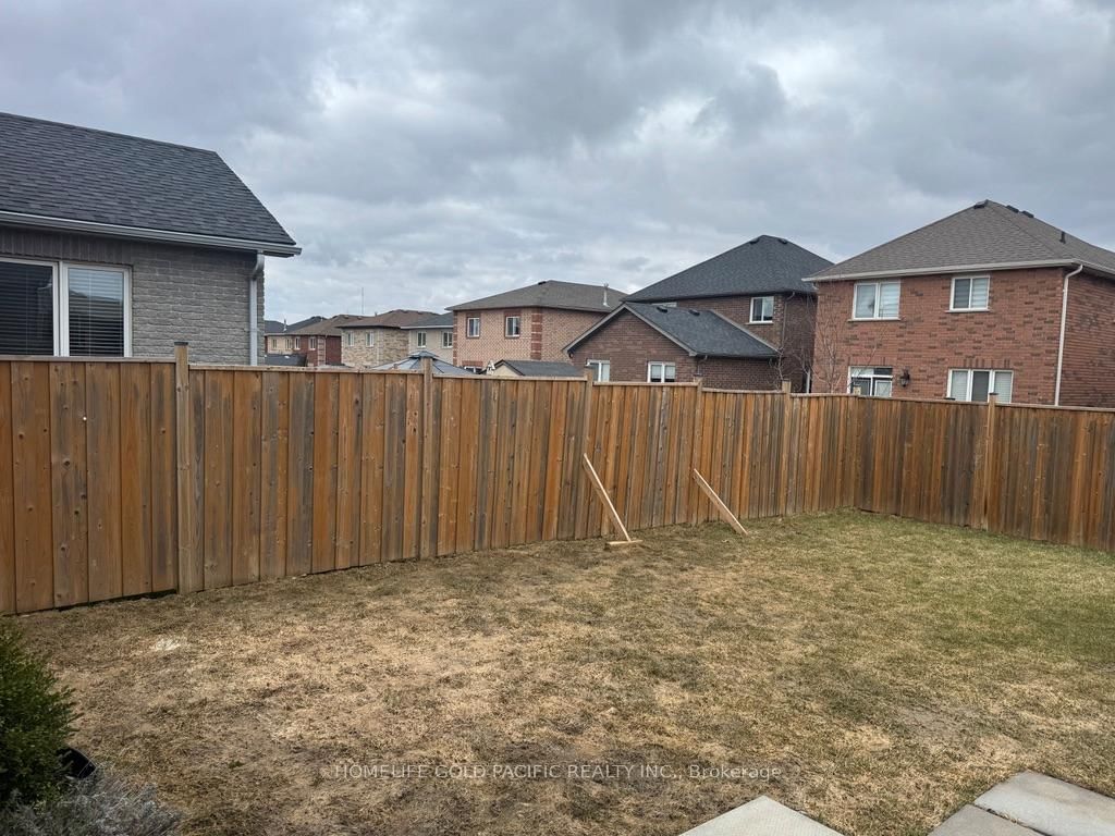 Detached House for sale at 86 Nathan Crescent, Barrie, Ontario, L4N 0S2 - Painswick South - MLS: S12972588