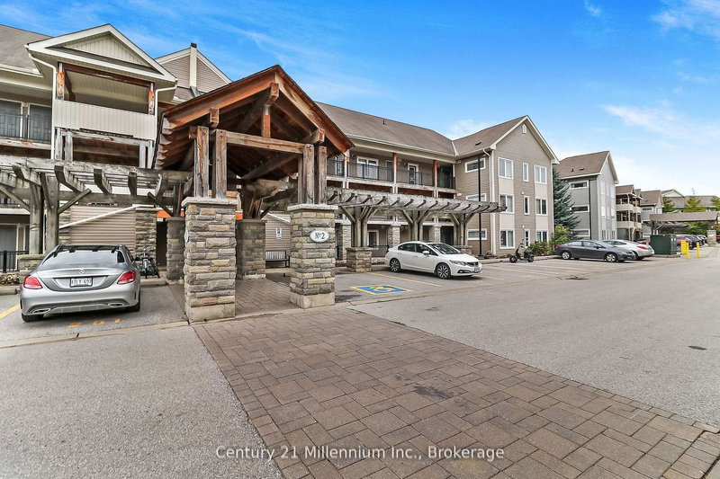 304 - 2 Brandy Lane Dr, Collingwood, L9Y 0X4 | Image 2