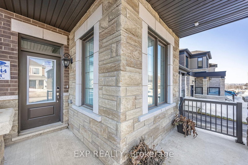 53 Mcbride Tr, Barrie, L9J 0P9 | Image 2