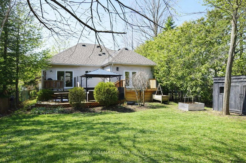 75 62nd St S, Wasaga Beach, L9Z 1V5 | Image 3