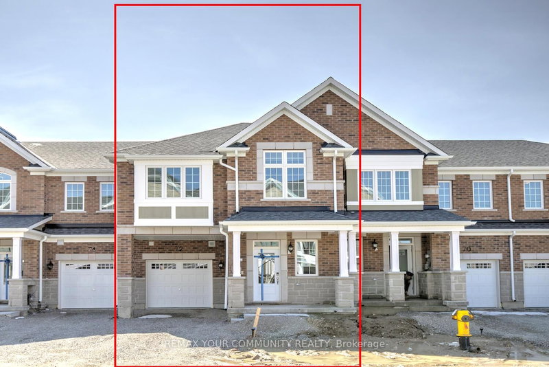 home for lease on 72 Vinewood Crescent