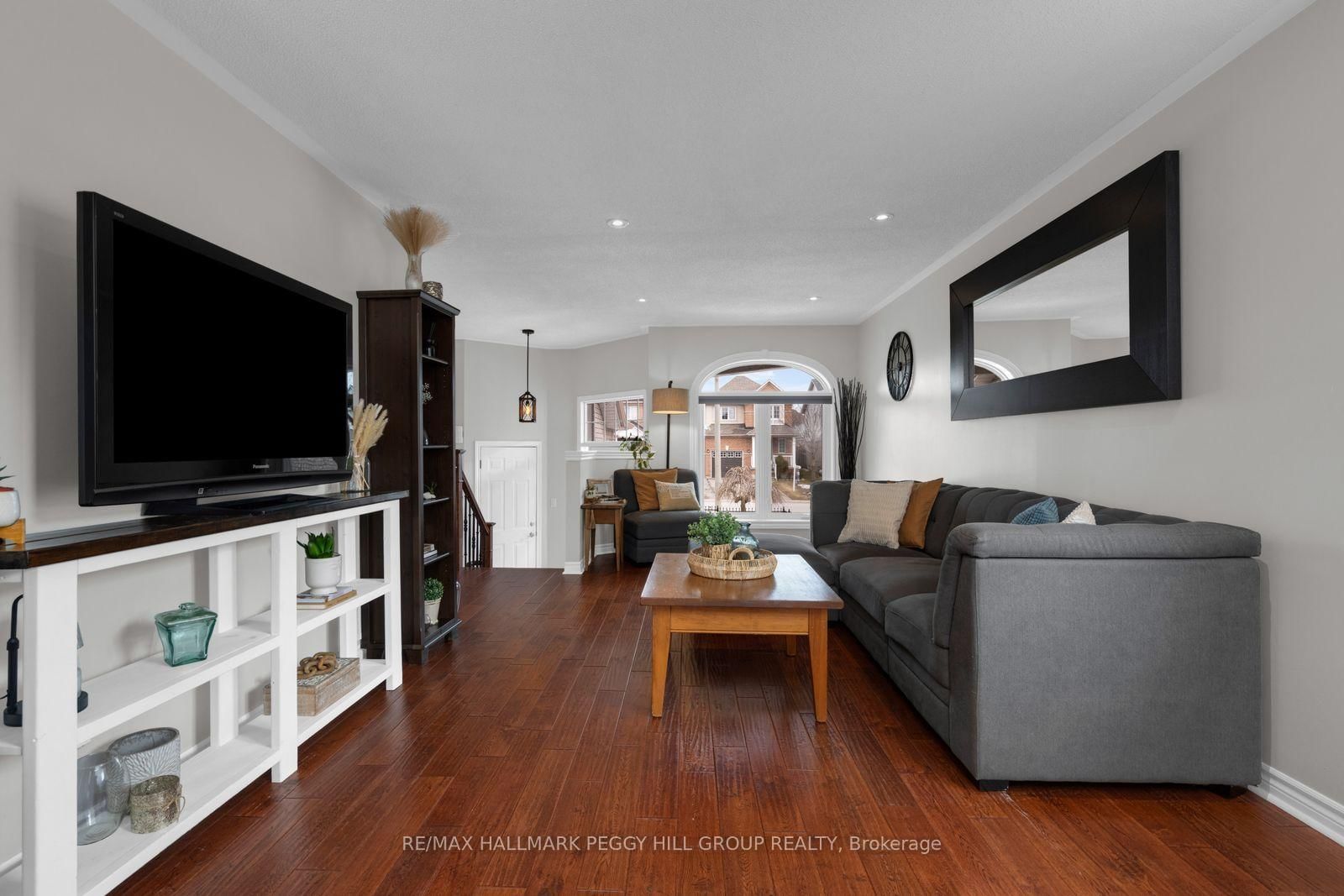 Detached House for sale at 64 Bird Street, Barrie, Ontario, L4N 0X3 - Edgehill Drive - MLS: S12975436