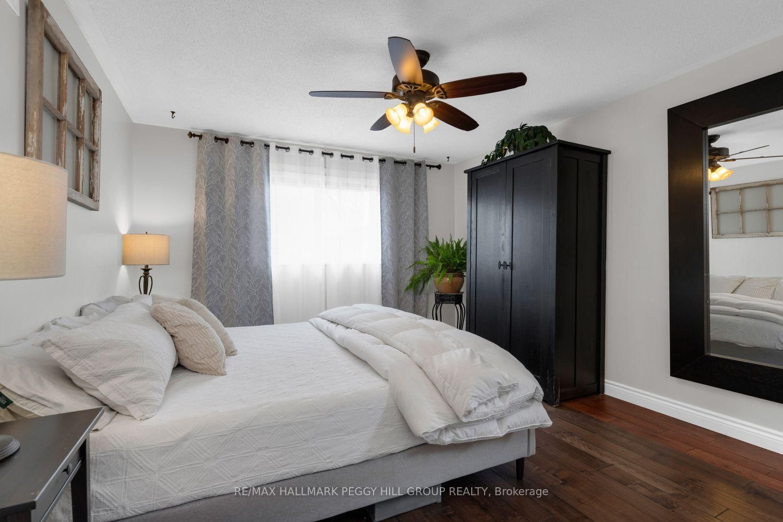 Detached House for sale at 64 Bird Street, Barrie, Ontario, L4N 0X3 - Edgehill Drive - MLS: S12975436