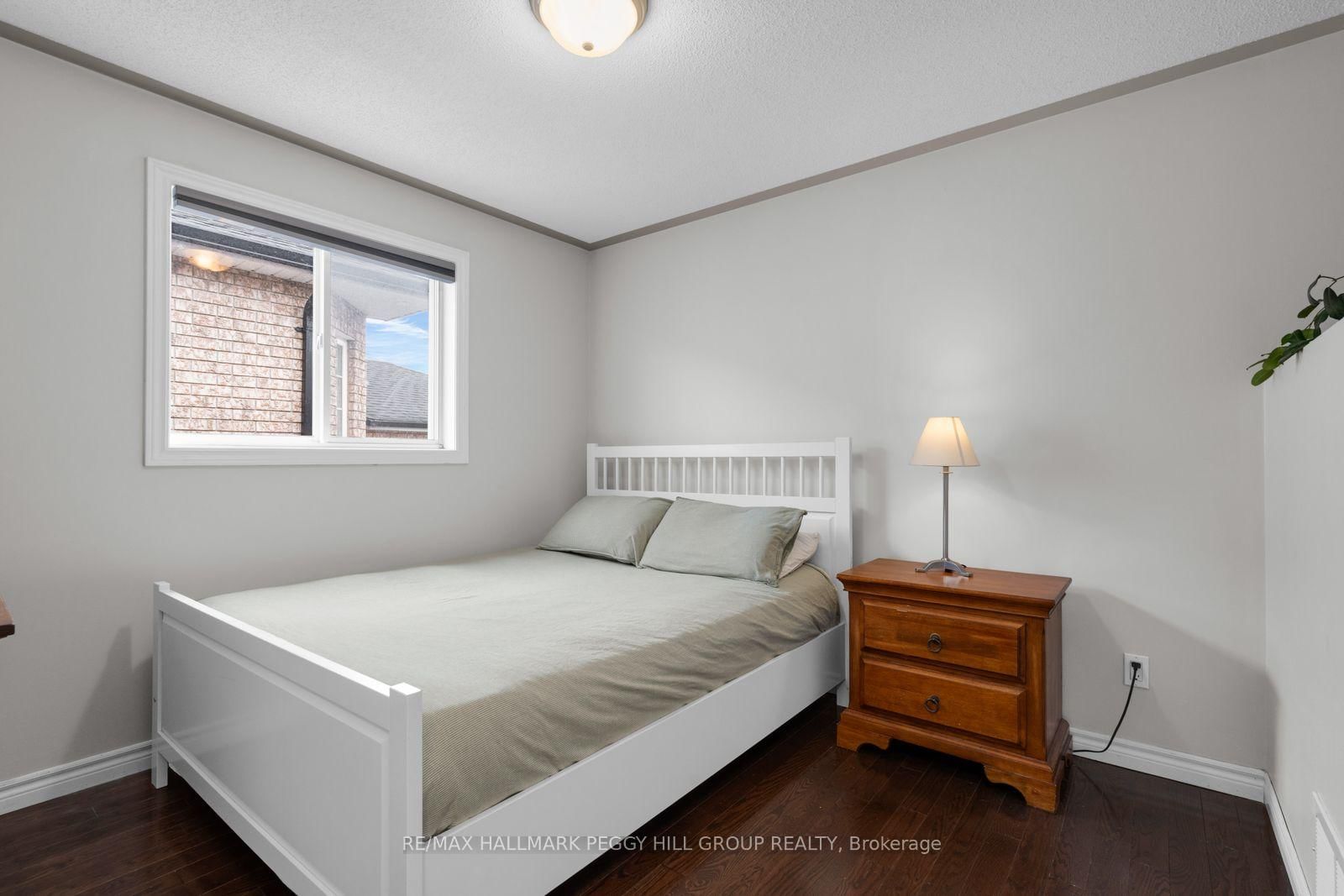 Detached House for sale at 64 Bird Street, Barrie, Ontario, L4N 0X3 - Edgehill Drive - MLS: S12975436