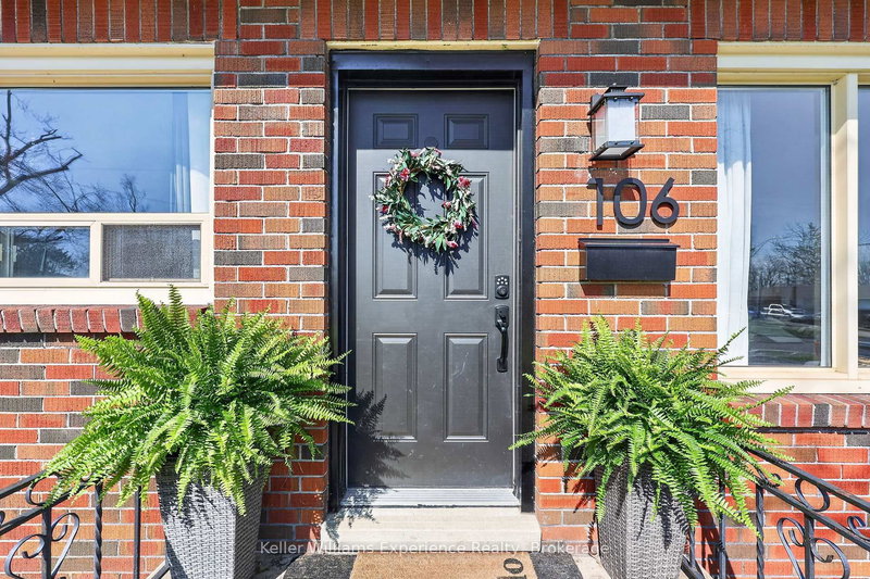 106 Nelson St, Barrie, L4M 4K7 | Image 3